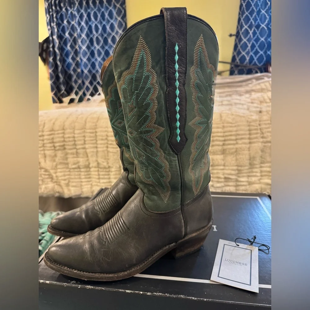 Lucchese Boots Women’s Forest Butterfly Stitch Boot 8.5 B CLOSET CLEANOUT SALE - Picture 1 of 8
